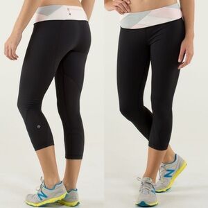 Lululemon Athletic Crop Leggings Black Pink White Workout Gym Activewear Size 8